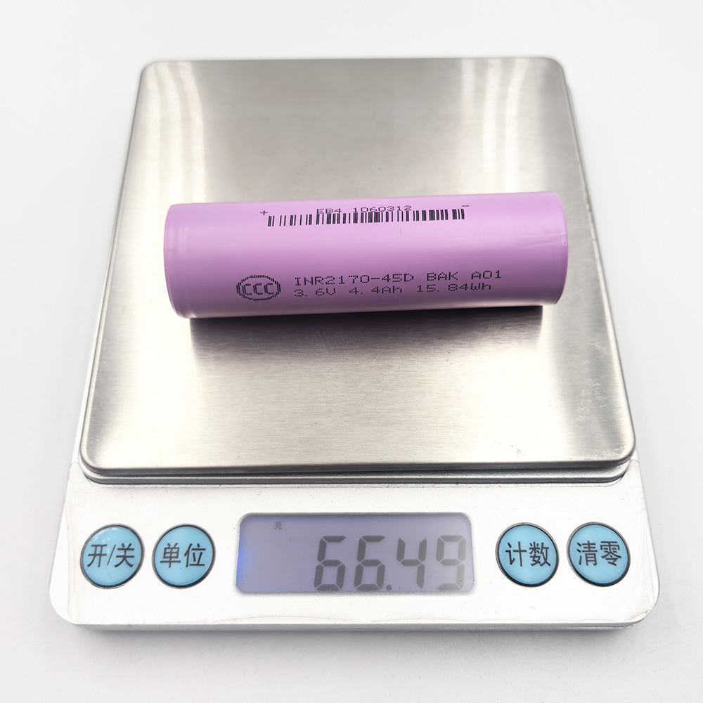Original BAK INR2170-45D 4500mAh High rate discharge 60A continous discharge li ion battery cell